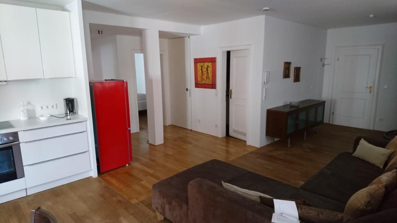 Kmh Apartment سانت بلاسين المظهر الخارجي الصورة