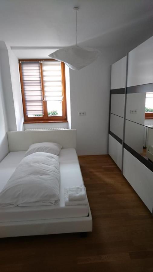 Kmh Apartment سانت بلاسين المظهر الخارجي الصورة